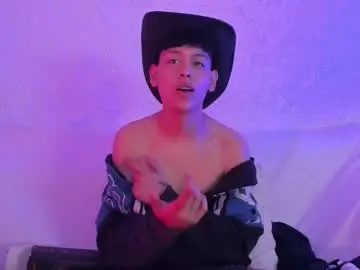 Chaturbate Live Sex of zeus_blaze