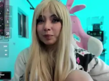 Chaturbate Live Sex Cam of meowmelf