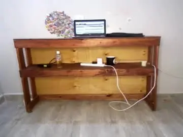 Chaturbate Live Sex Cam of queenkiah