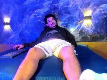 Chaturbate Free Porn Cam of tommy_kurtt