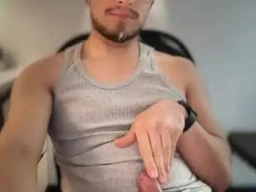 Chaturbate Adult Video Chat of carlcarlinches4