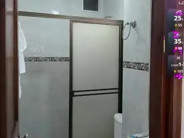 Chaturbate Live Porn of destinyhills_