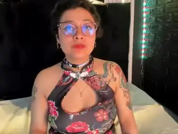 Chaturbate Live Porn of juliexxxtasy