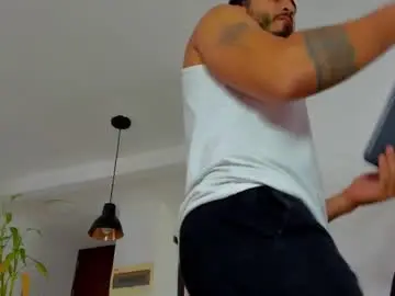 Chaturbate Free Porn Cam of klinsmannwalton