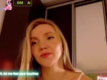 Chaturbate Live Sex Cam of rina_asty