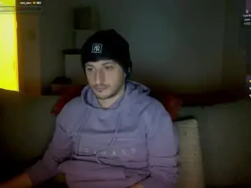 Chaturbate Live Sex Cam of shadysinnerman