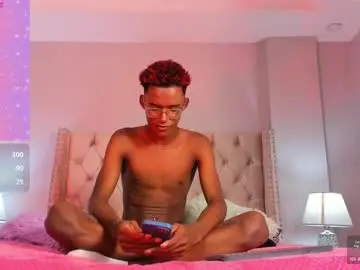 Chaturbate Watch Live Sex Cams of charlie_storm_