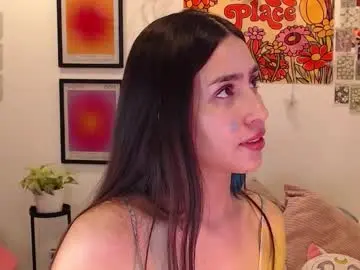 Chaturbate Live Sex of honeyypeaach