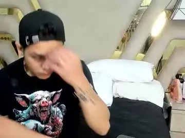 Chaturbate Adult Webcam of kim69_and_noah