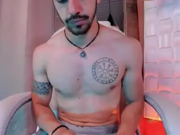 Chaturbate Best live sex cam show of alejandrostorm