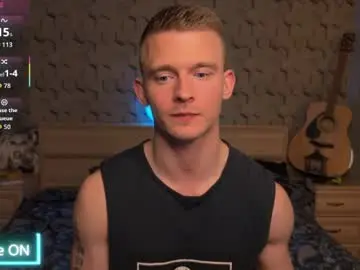 Chaturbate Nude Webcam of marvelboy_