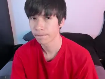 Chaturbate Live Sex Cam of andy_twiink
