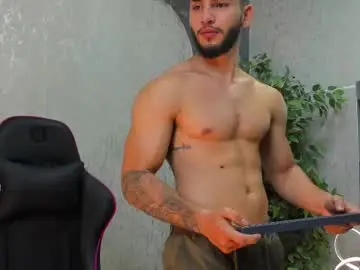 Chaturbate Live Porn of louis_connor