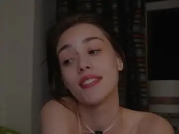 Chaturbate Watch Live Sex Cams of t_tragedienne