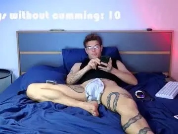 Chaturbate Live Sex Cam of denis_here