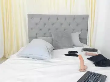 Chaturbate Sex Cam of laura__martiinez