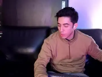 Chaturbate Adult Video Chat of lauralei_01