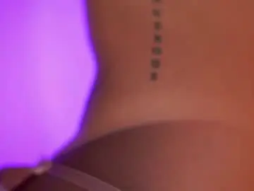 Chaturbate Free Porn Cam of little_vel