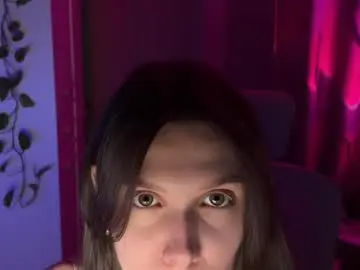 ameliahenderson from chaturbate