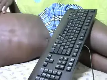 Chaturbate Watch Live Sex Cams of charmzboy