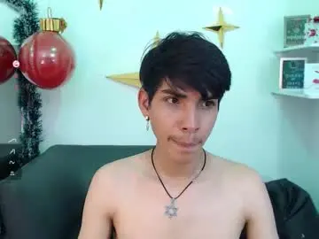 Chaturbate Live Sex Cam of david_925_
