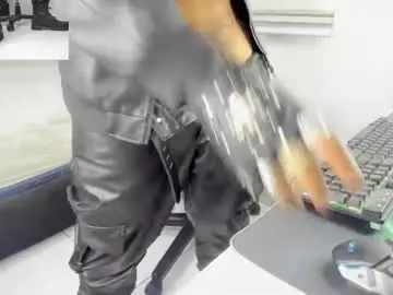 Chaturbate Free Live Porn of master_leather777