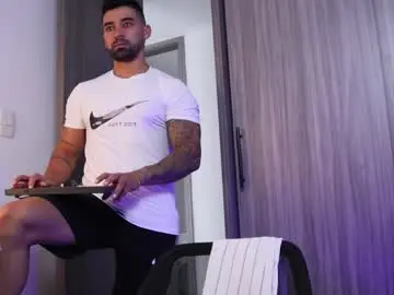 Chaturbate Adult Video Chat of _mikestone