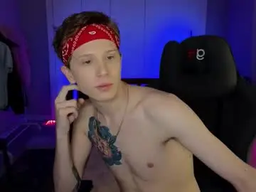 Chaturbate Live Sex Cam of artycropp