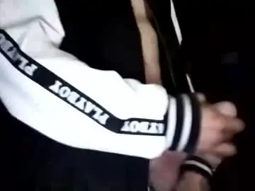 brianjeebz1 from chaturbate