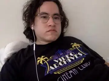 esiiiis from chaturbate