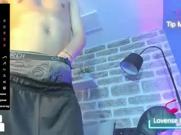 Chaturbate Live Porn of kevinn_blue