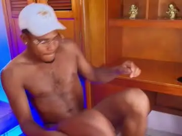 Chaturbate Nude Webcam of latinblack_98