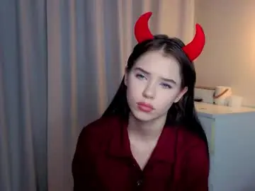 Chaturbate Adult Webcam of slyshypie