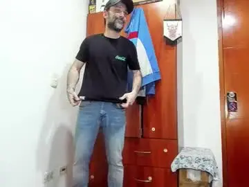 aguslover from chaturbate