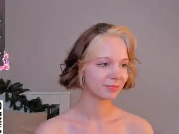 Chaturbate Live Sex Cam of deyvessa