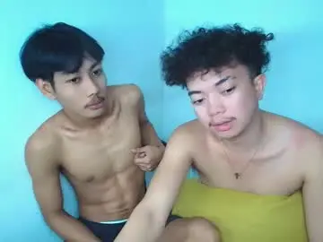 edward_cums from chaturbate