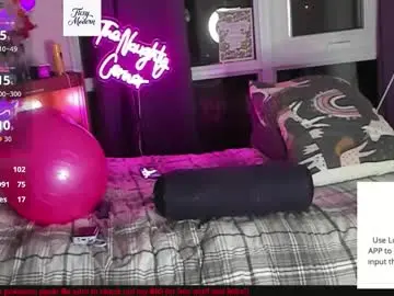 Chaturbate Live Porn of flexymodern