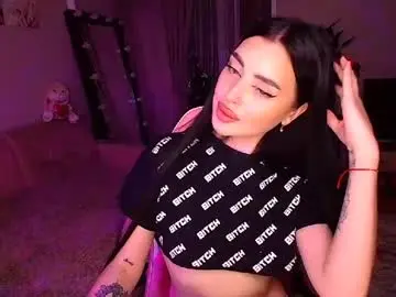 Chaturbate Free Porn Cam of princessamira1