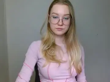 Chaturbate Best live sex cam show of abbymoore__