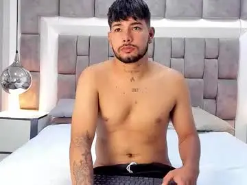 Chaturbate Watch Live Sex Cams of lyam_saenz