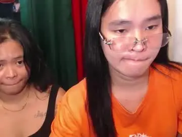 Chaturbate Live Sex Cam of your_twinkletoes18