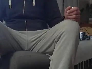 Chaturbate Live Porn of frenchpapalover