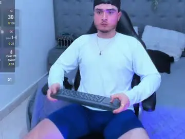 Chaturbate Live Sex Cam of salvatore_muller