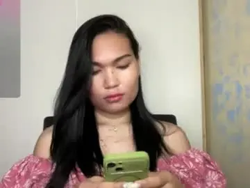 yrdrmgrl_jennie26 from chaturbate