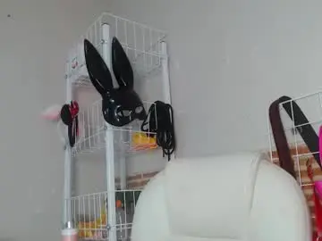 Chaturbate Live Sex Cam of _adahara_queen_