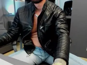 Chaturbate Adult Webcams of arongrant