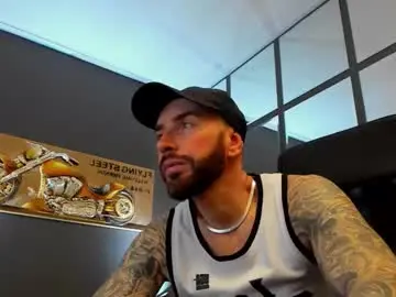 Chaturbate Live Sex of arongrant