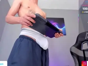 Chaturbate Adult Video Chat of ayjeeem