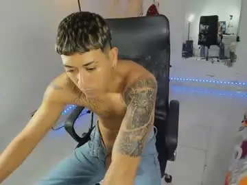 Chaturbate Sex Cam of carlitosex09