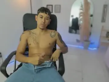 Chaturbate Sex Cam of carlitosex09